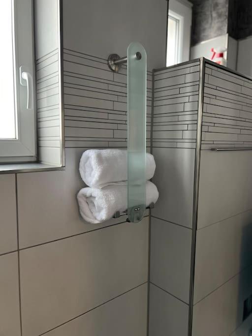 Gesamte Wohnung Mit Parkplatz Halstenbek Extérieur photo