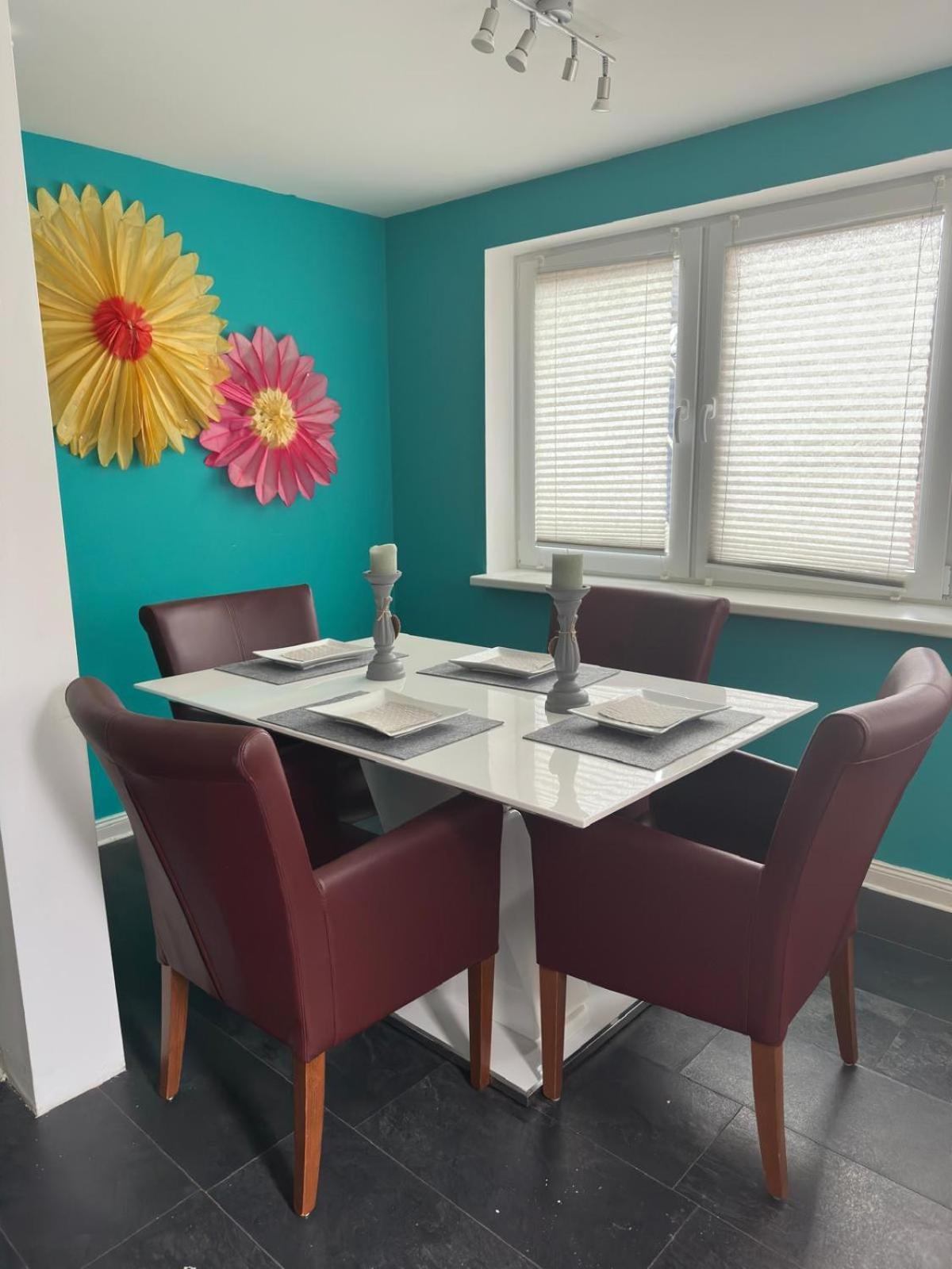 Gesamte Wohnung Mit Parkplatz Halstenbek Extérieur photo
